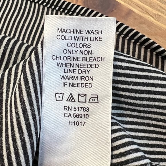 Maurices Womens Black White Striped Spaghetti Strap Camisole Top Size Large - Picture 6 of 9